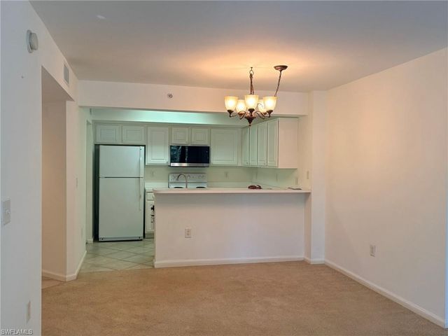 4127 Residence DR 415, Fort Myers, FL 33901