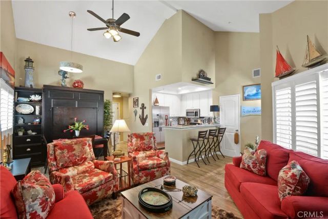 2000 Pacific Coast Hwy 308, Huntington Beach, CA 92648