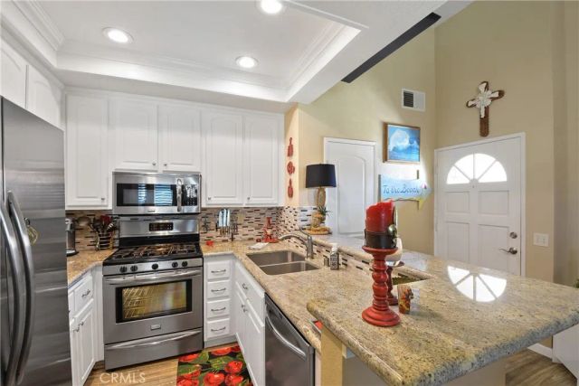 2000 Pacific Coast Hwy 308, Huntington Beach, CA 92648