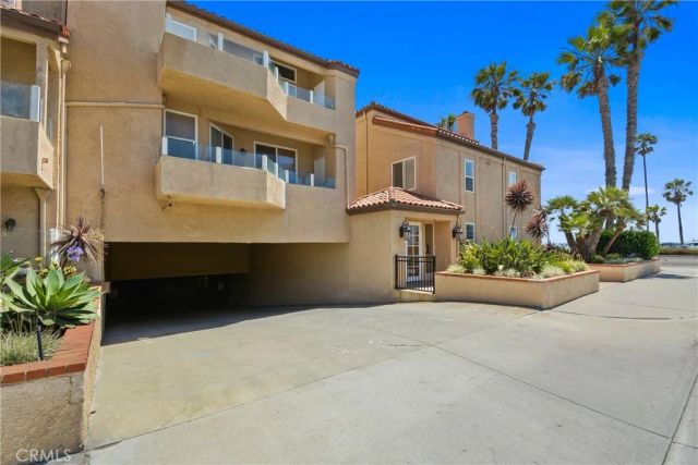 2000 Pacific Coast Hwy 308, Huntington Beach, CA 92648