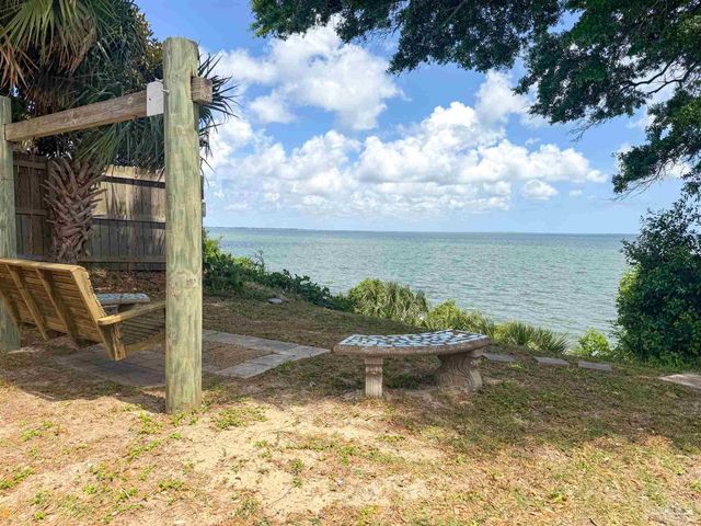 600 Scenic Hwy 218, Pensacola, FL 32503