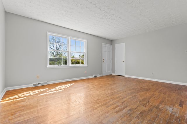 515 Barberry Lane, Nicholasville, KY 40356