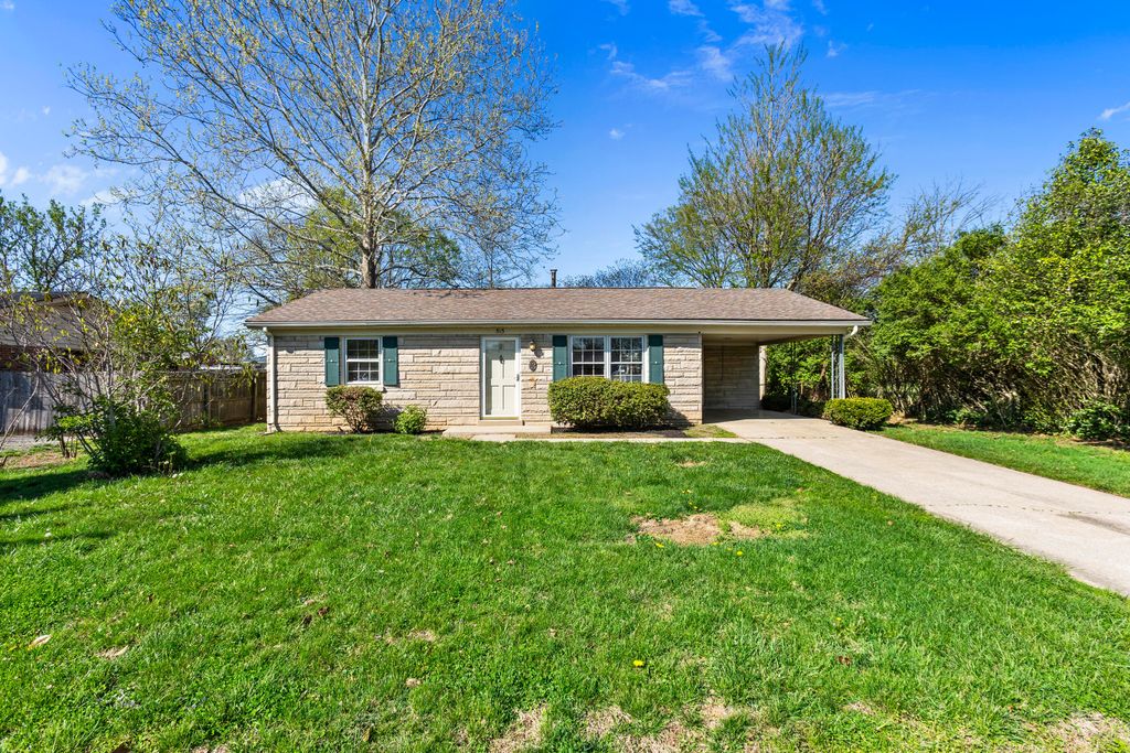 515 Barberry Lane, Nicholasville, KY 40356