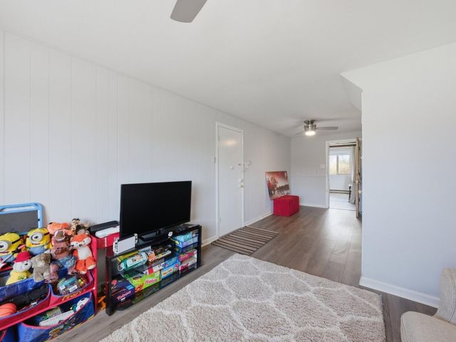 18441 Marshfield Avenue, Homewood, IL 60430