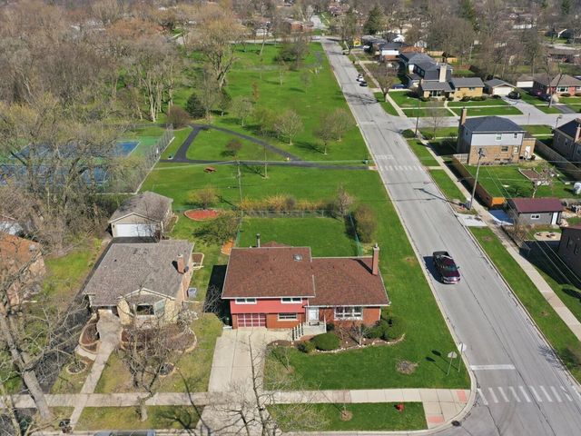 18441 Marshfield Avenue, Homewood, IL 60430