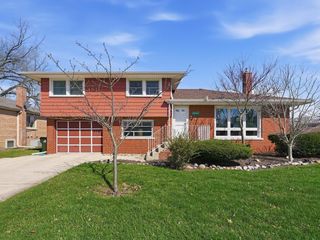 18441 Marshfield Avenue, Homewood, IL 60430