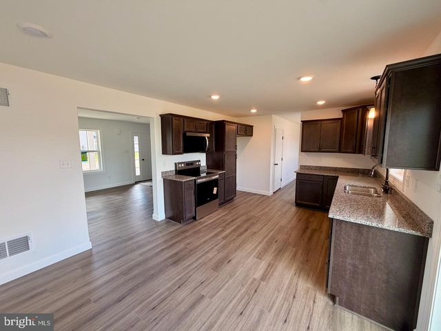 307 RINE DR, Shippensburg, PA 17257