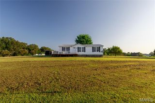 175 Pebble Creek Drive, Poplar Bluff, MO 63945