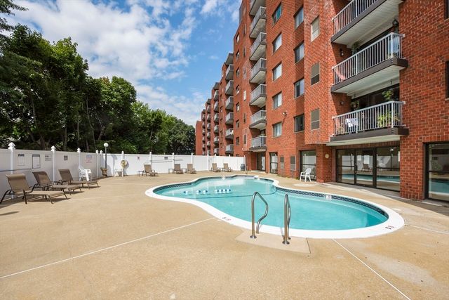 8 Ninth 707, Medford, MA 02155