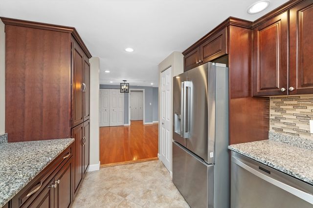 8 Ninth 707, Medford, MA 02155