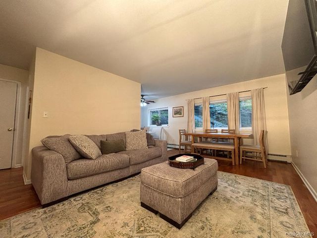 2333 Palmer Avenue 2F, New Rochelle, NY 10801