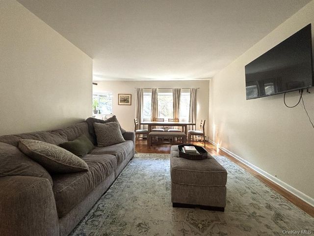 2333 Palmer Avenue 2F, New Rochelle, NY 10801