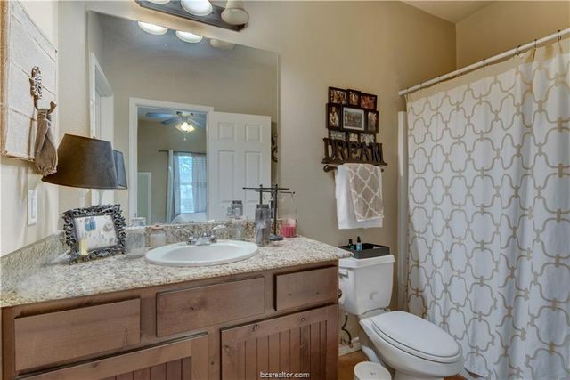 3400 Cullen, College Station, TX 77845