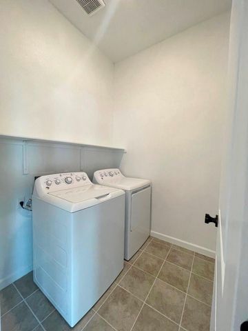 149 Patrick Herndon DR, Bastrop, TX 78602