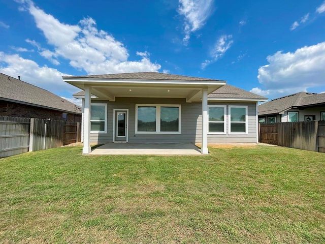 149 Patrick Herndon DR, Bastrop, TX 78602