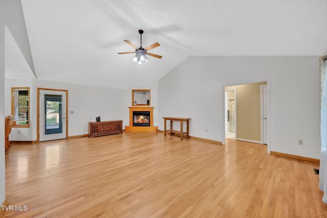 123 Eastland Drive, Elizabethton, TN 37643