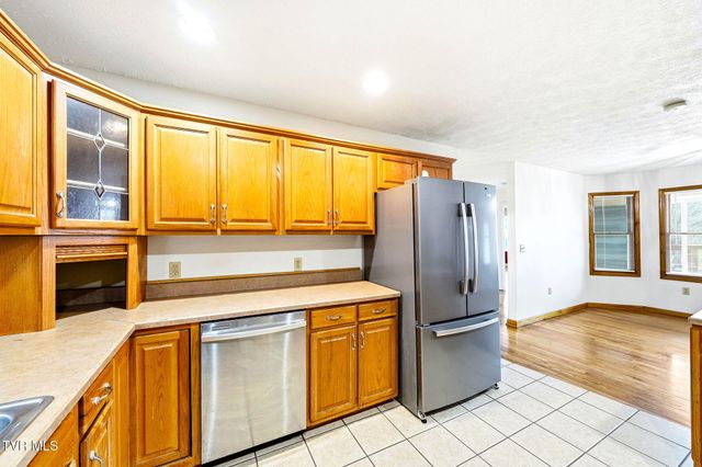 123 Eastland Drive, Elizabethton, TN 37643