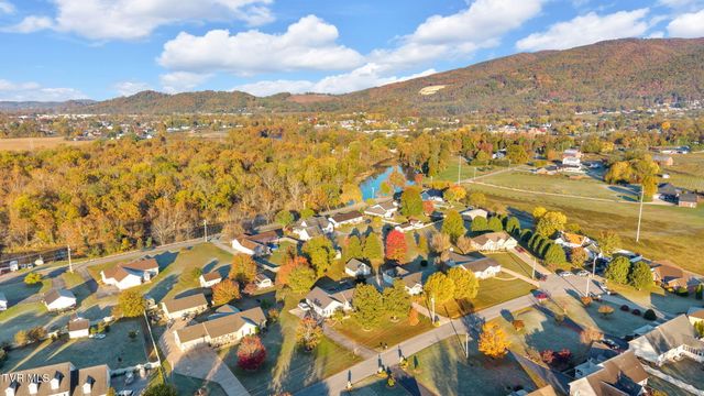 123 Eastland Drive, Elizabethton, TN 37643