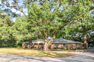 913 Cottage Hill Avenue, Mobile, AL 36693
