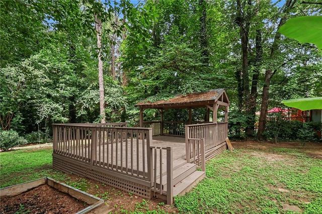 924 Greenbriar Place, Decatur, GA 30033