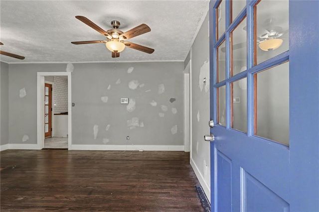 924 Greenbriar Place, Decatur, GA 30033