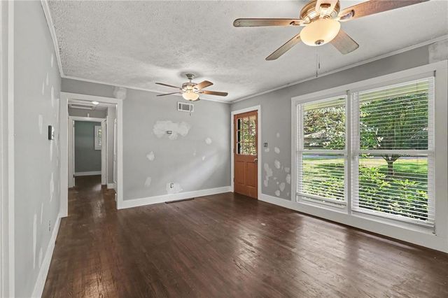 924 Greenbriar Place, Decatur, GA 30033