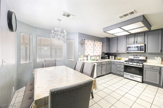 419 Kelsford Drive, Las Vegas, NV 89123