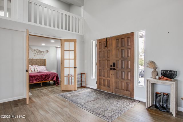 10500 N Oldfather Drive, Tucson, AZ 85742