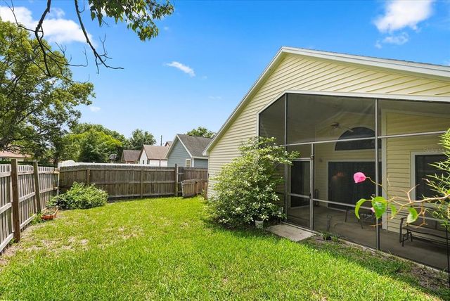 189 LAKESIDE CIRCLE, Sanford, FL 32773