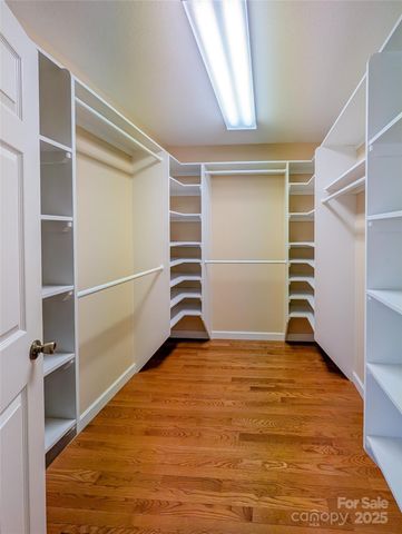 355 Rosewood Lane, Burnsville, NC 28714