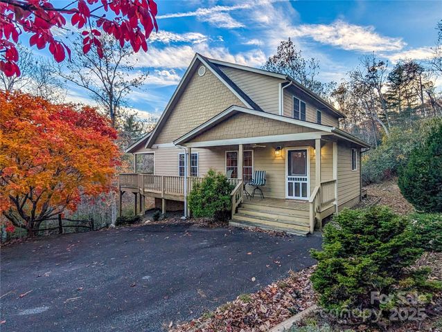 355 Rosewood Lane, Burnsville, NC 28714