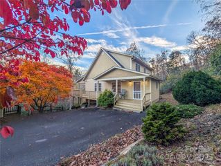 355 Rosewood Lane, Burnsville, NC 28714