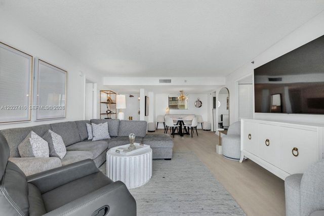 200 Ocean Trail Way 1108, Jupiter, FL 33477