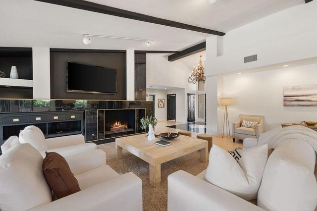 73729 Agave Lane, Palm Desert, CA 92260