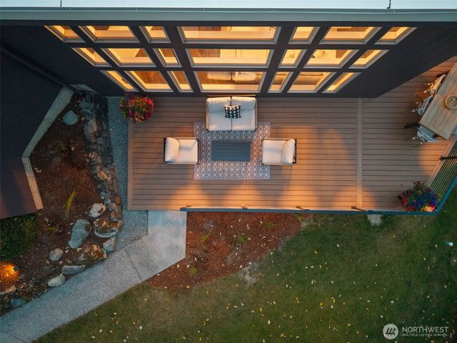 4456 Pinto Court NE, Bainbridge Island, WA 98110