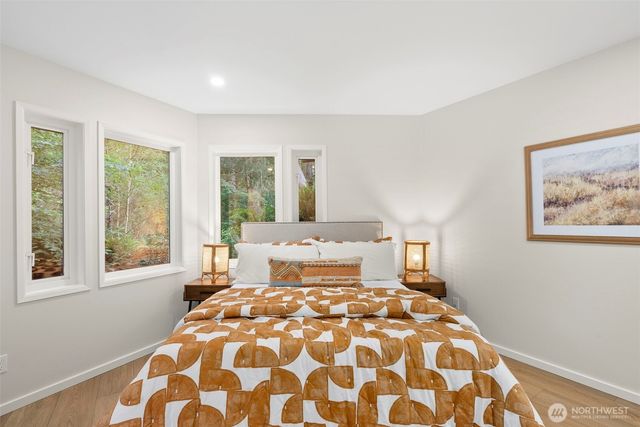 4456 Pinto Court NE, Bainbridge Island, WA 98110