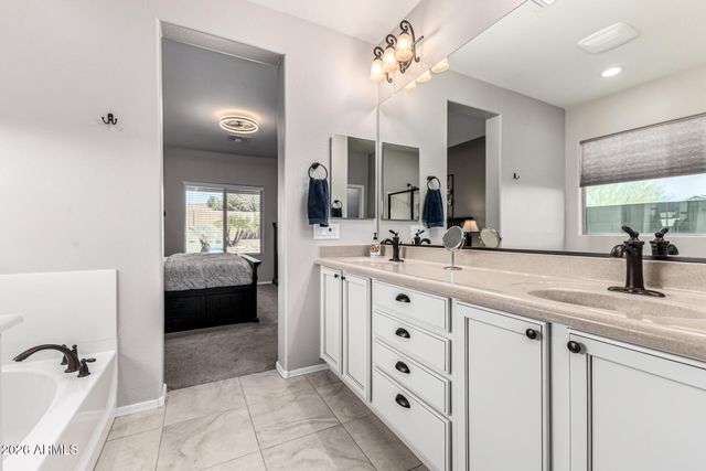 6664 W RUSHMORE Way, Florence, AZ 85132