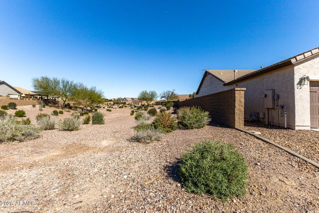 6664 W RUSHMORE Way, Florence, AZ 85132
