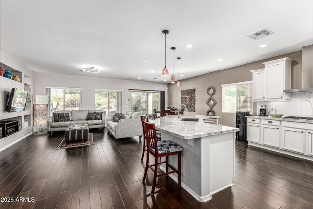 6664 W RUSHMORE Way, Florence, AZ 85132