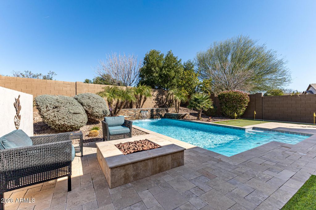 6664 W RUSHMORE Way, Florence, AZ 85132