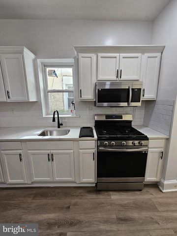 3327 N SYDENHAM ST, Philadelphia, PA 19140