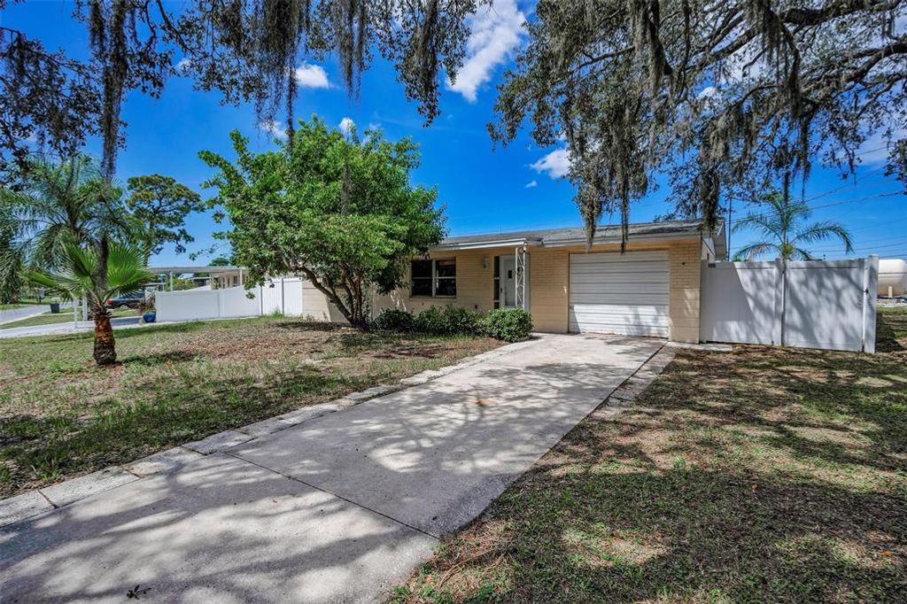 4223 KIBLER LANE, Holiday, FL 34691