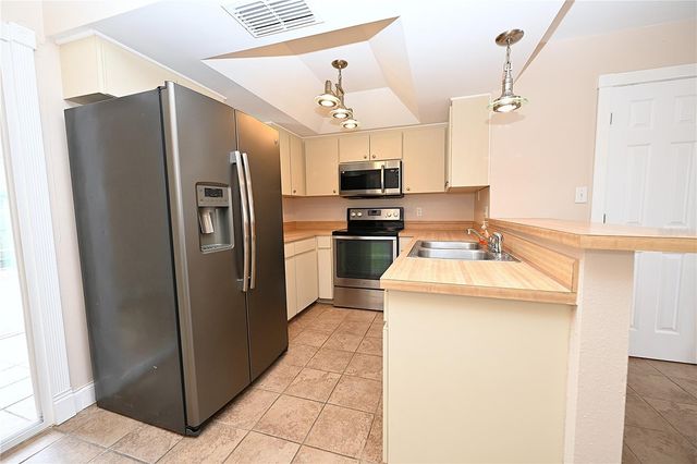 349 E MARKET SQUARE, Lakeland, FL 33813