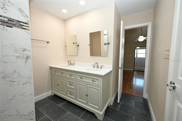 349 E MARKET SQUARE, Lakeland, FL 33813