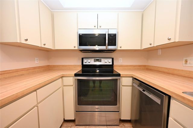 349 E MARKET SQUARE, Lakeland, FL 33813