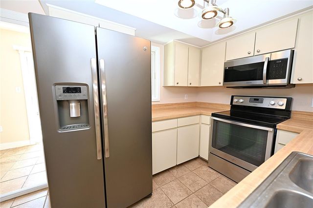 349 E MARKET SQUARE, Lakeland, FL 33813