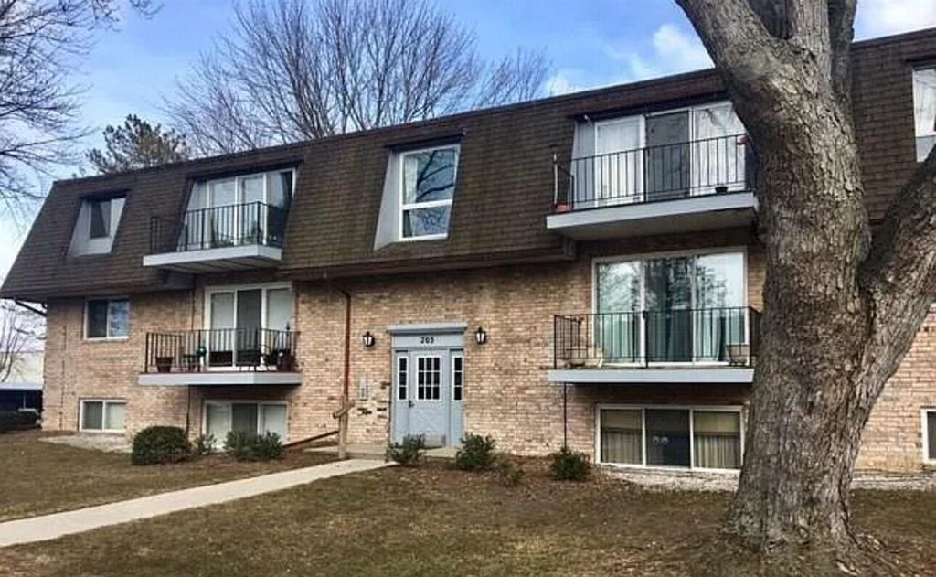 203 Provincial Court Unit: 87, Saginaw, MI 48638