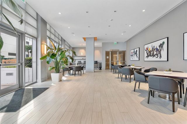 3535 S Ocean Dr 406, Hollywood, FL 33019