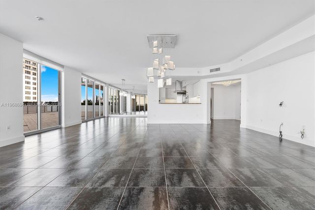 3535 S Ocean Dr 406, Hollywood, FL 33019