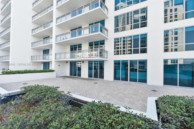 3535 S Ocean Dr 406, Hollywood, FL 33019